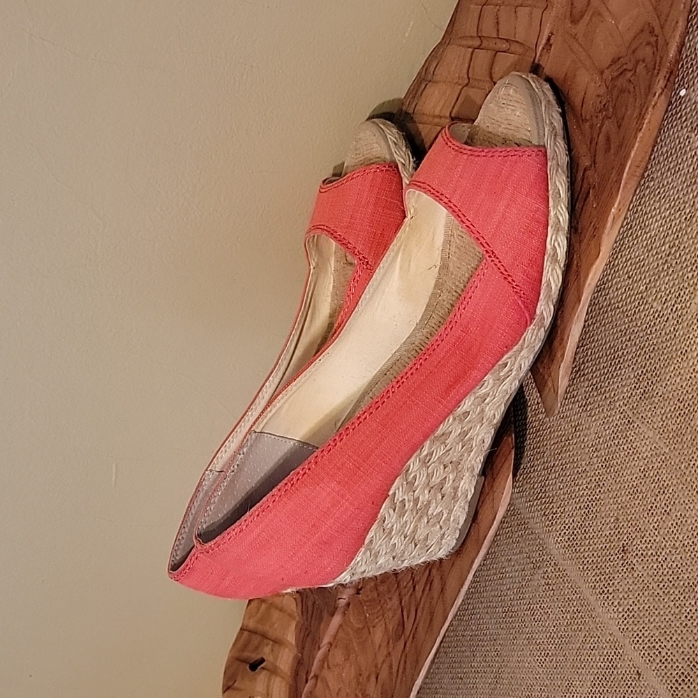 Fossil Reddish Orange peep toe  wedges